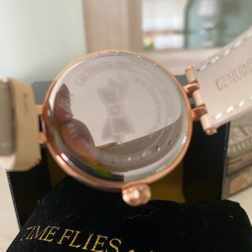 Brand new Ted Baker Rose Gold and Cream Timepiece - Picture 3 of 8